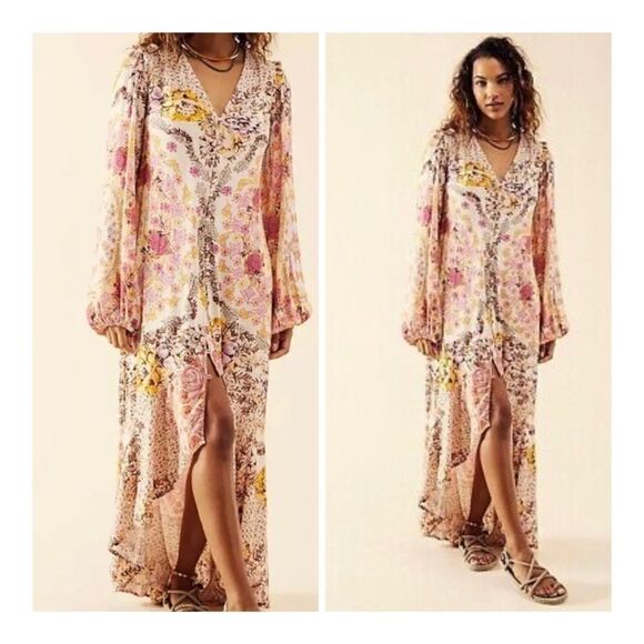 Free People
Maris Printed Midi Dress
Size XS new
Retail $168 - Picture 1 of 12